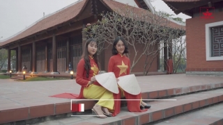 Hello Việt Nam - Khánh An, Linh Phương